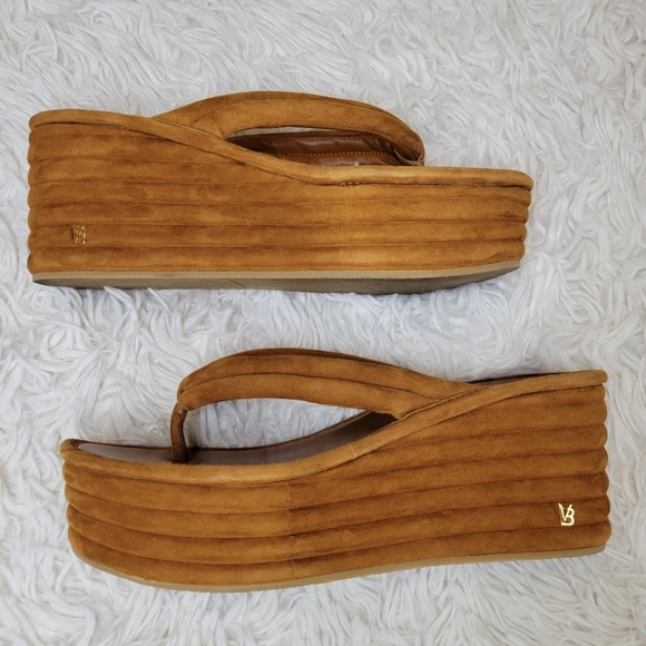 GUC Veronica Beard Sandals - Picture 7 of 15